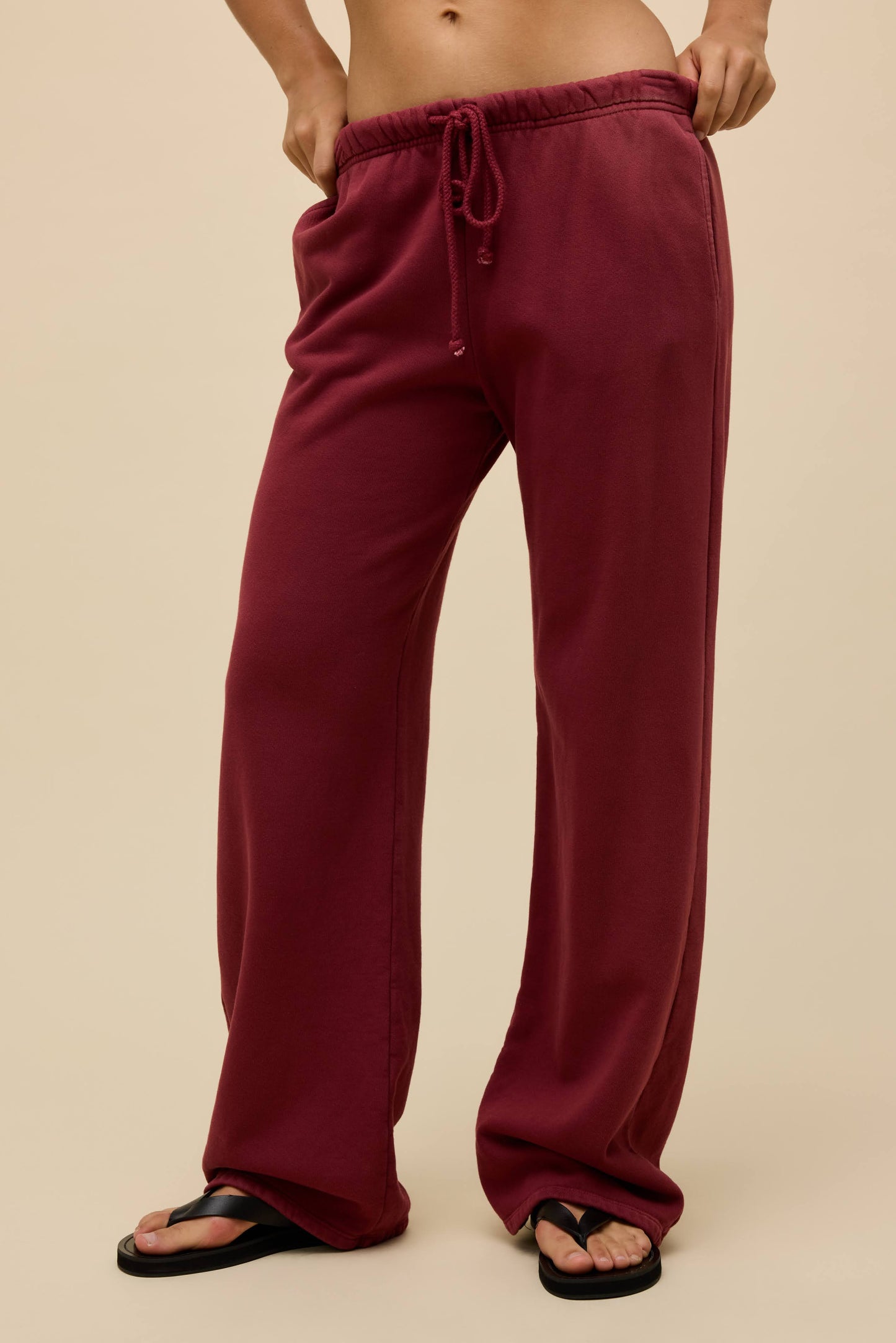 SOLID RELAXED SWEATPANT