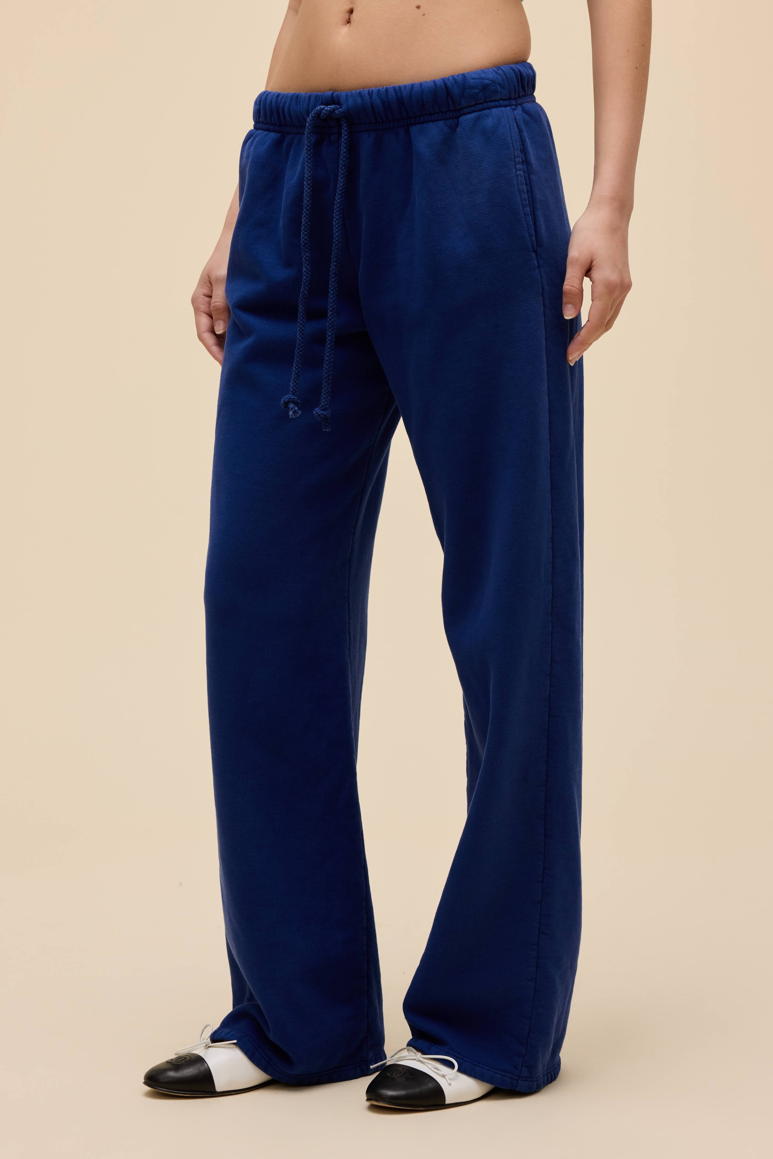 Solid Relaxed Sweatpant in Navy | Fleece Sweatpants in Sunfaded