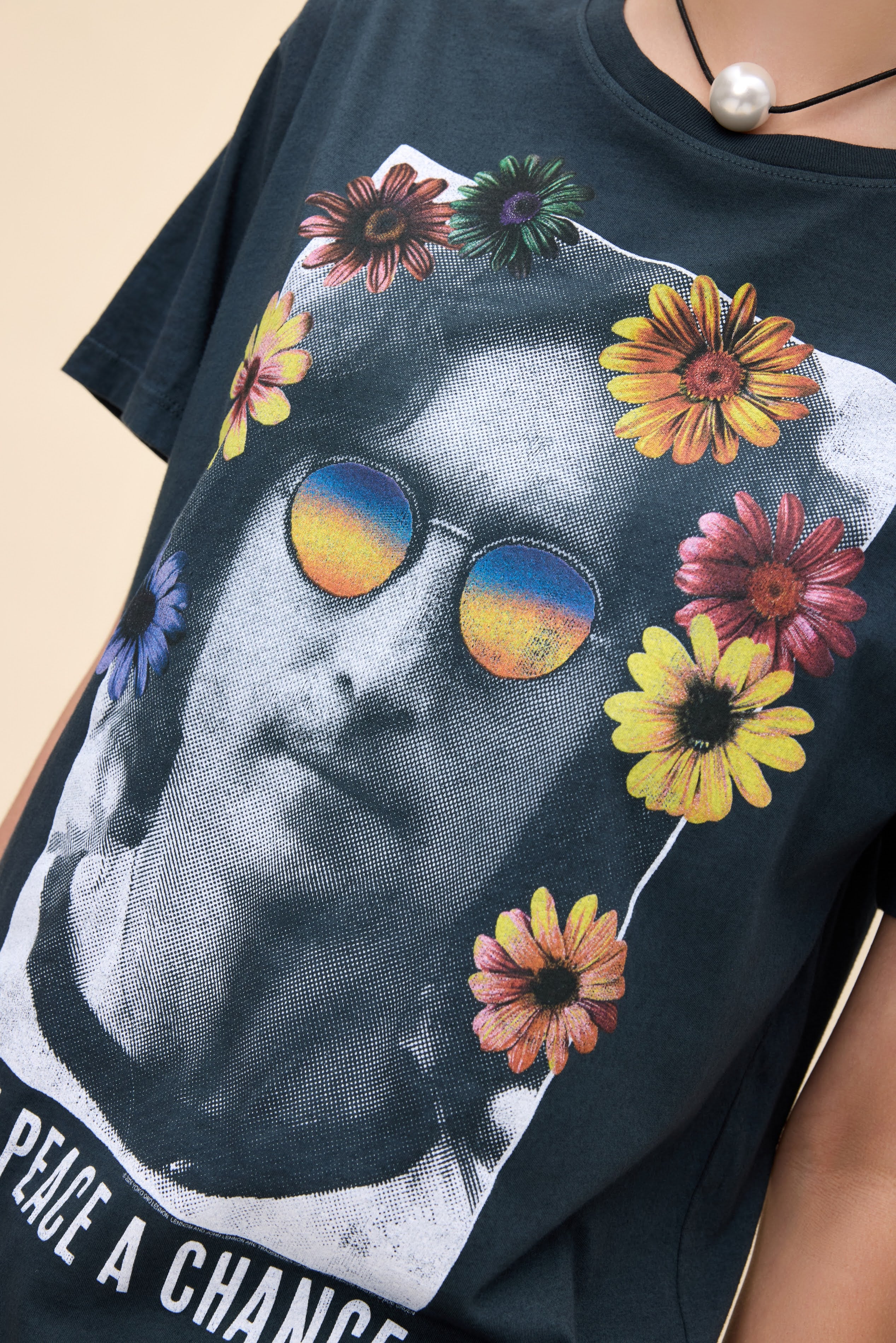 John Lennon Give Peace a Chance Boyfriend Tee– Daydreamer