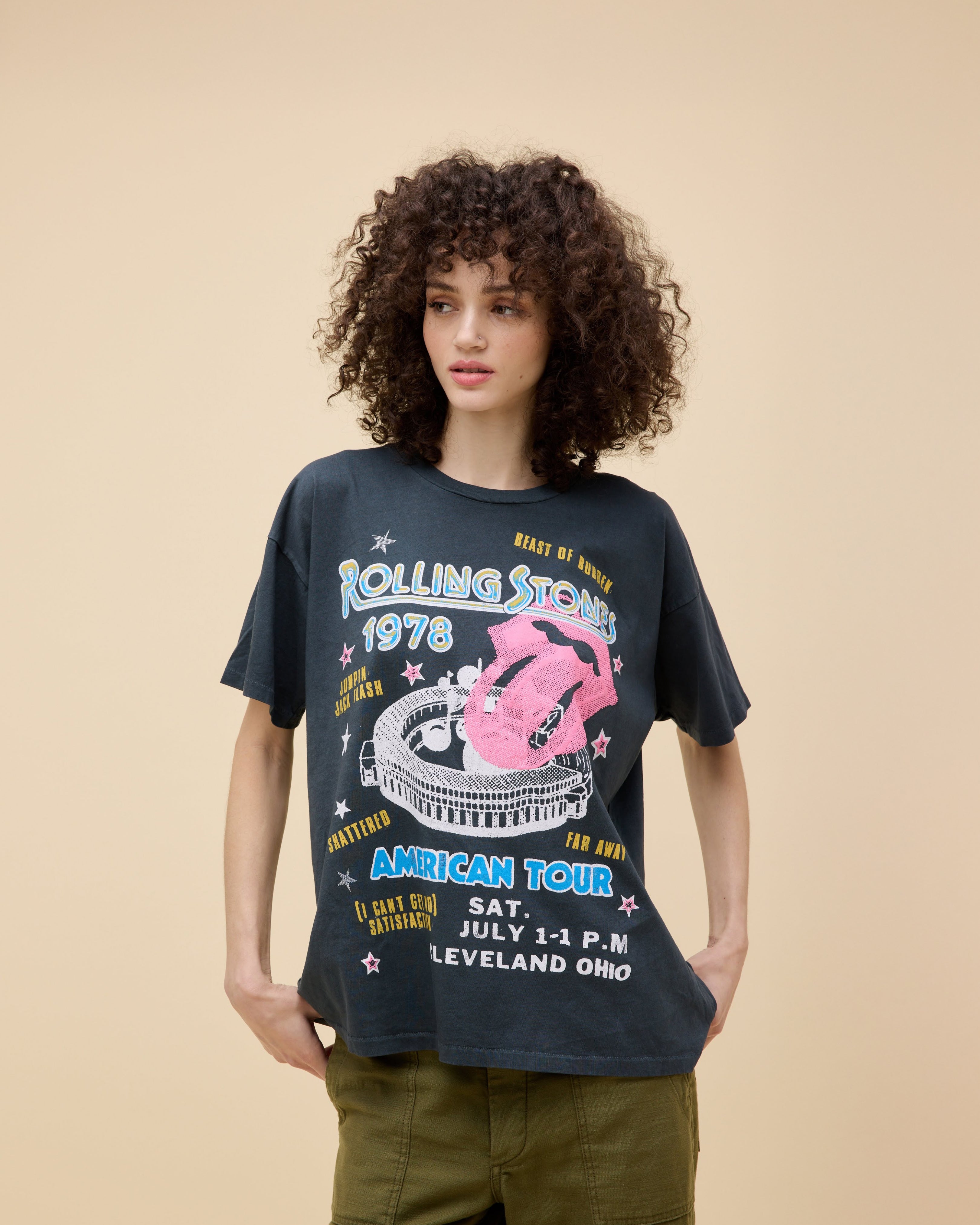 Daydreamer LA | 100% Exclusive Graphic Tees Made in Los Angeles.