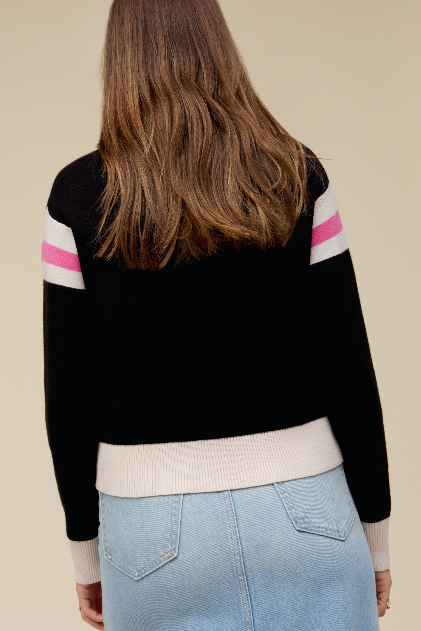 Pink Floyd Scattered Text Knit Pullover in Black