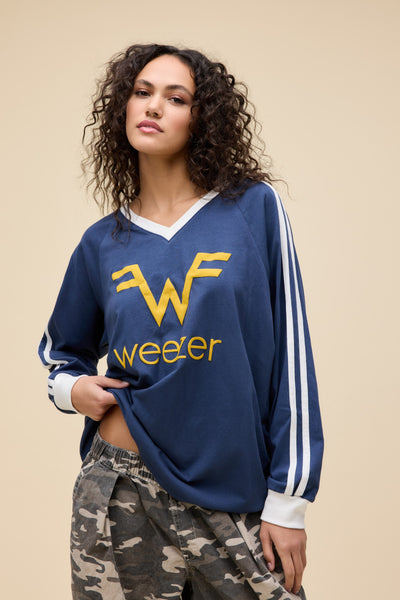Weezer Logo Club Long Sleeve | Daydreamer