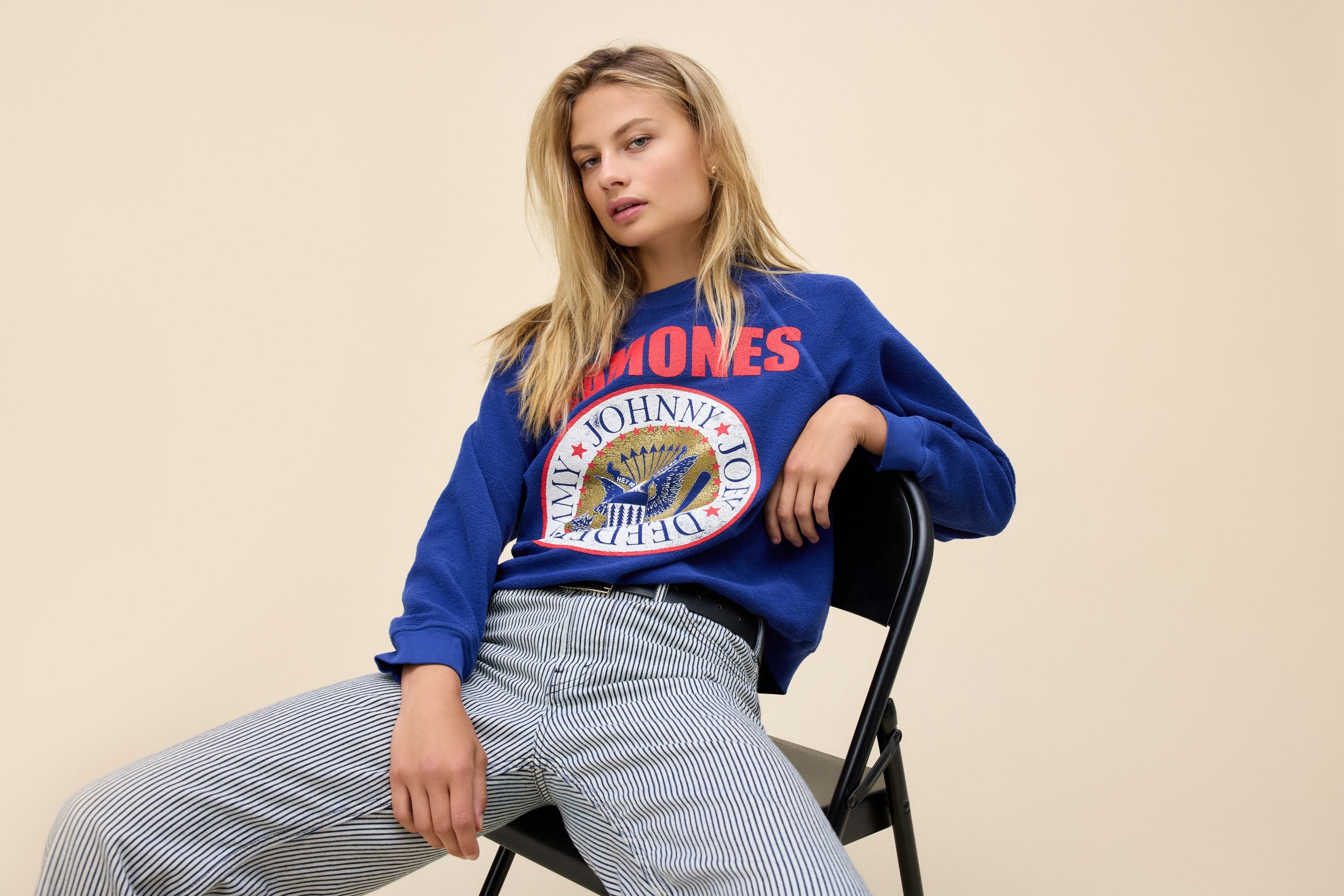 Ramones Gold Seal Reverse Raglan Sweatshirt