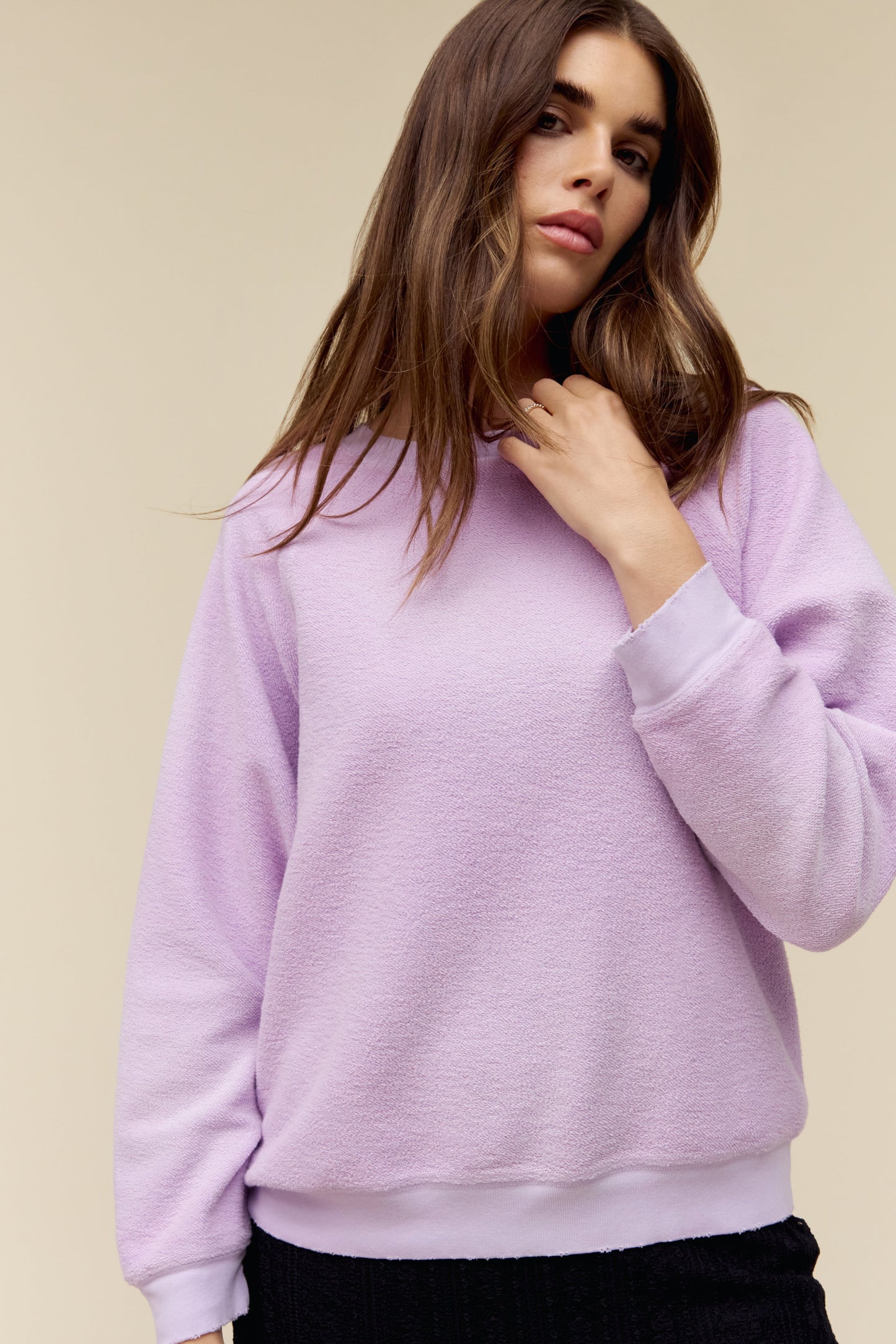 Solid Reverse Raglan Sweatshirt in Sun Faded Lilac