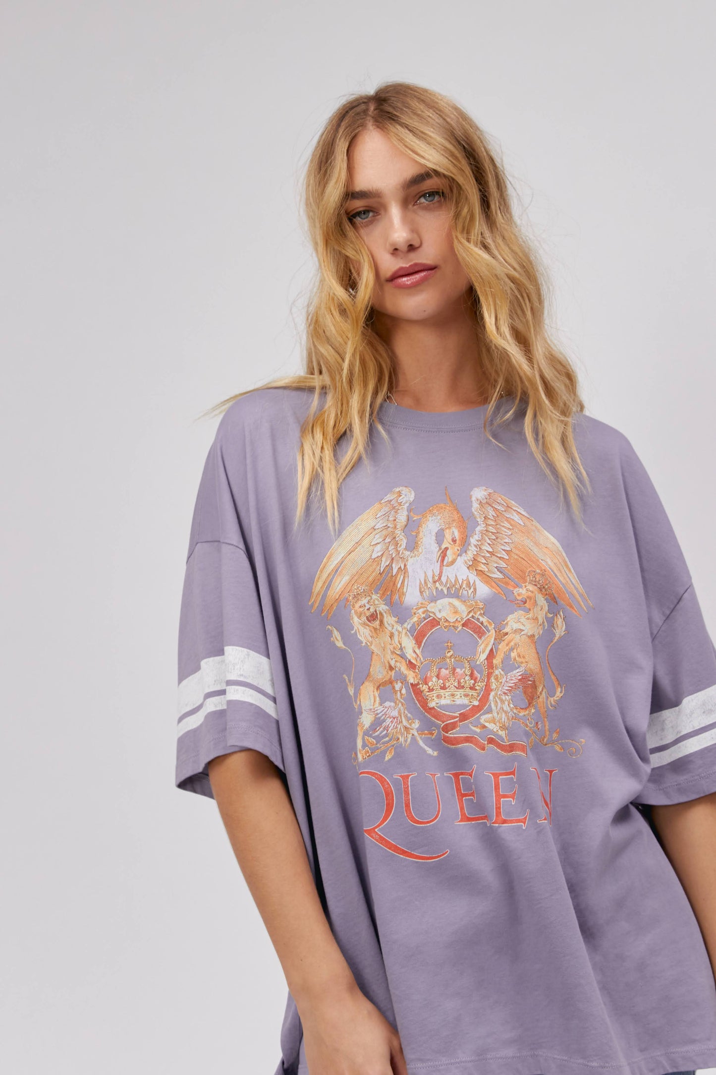 oversized Queen tee