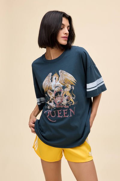 Queen Varsity Crest OS Tee | Daydreamer Queen Varsity Crest OS Tee | Daydreamer