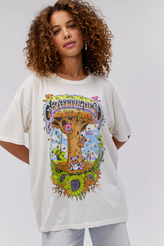 Daydreamer: Grateful Dead Tee - J. Cole Shoes S / Washed Black