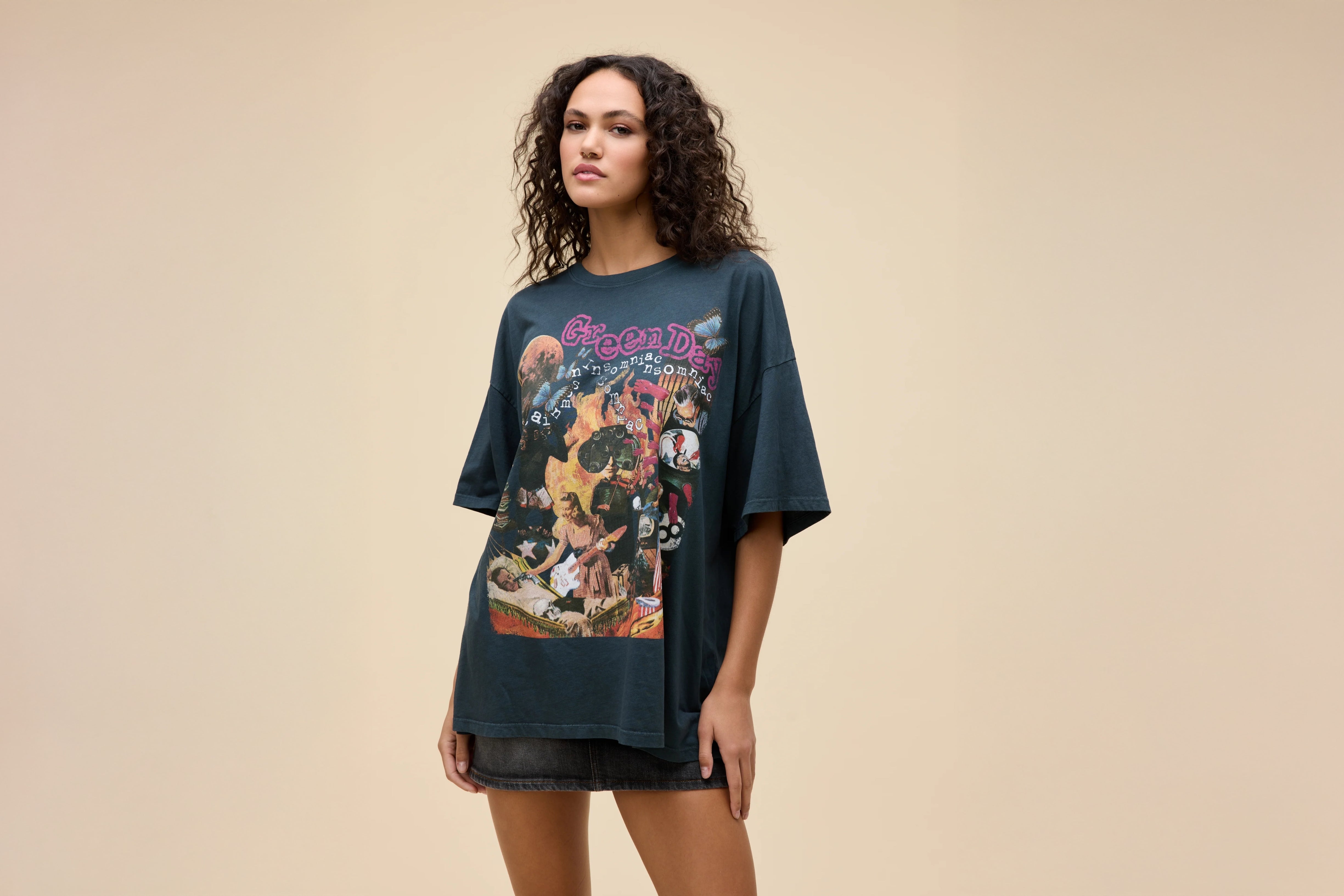 Shop 90s Icons at Daydreamer