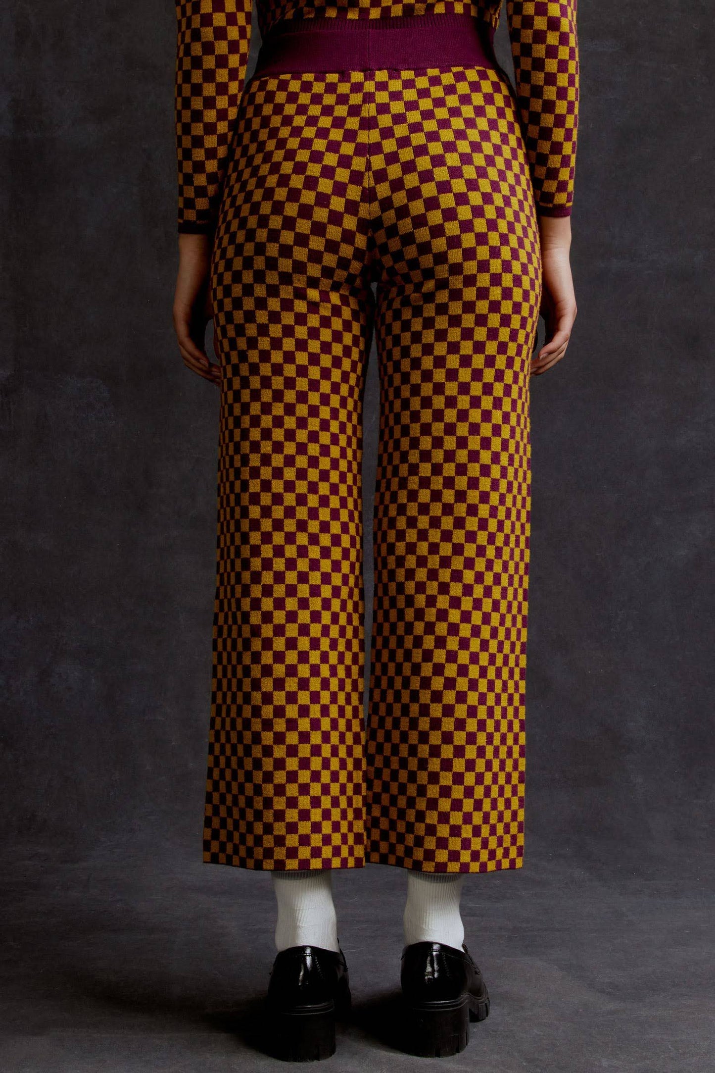 checkered pants from behind