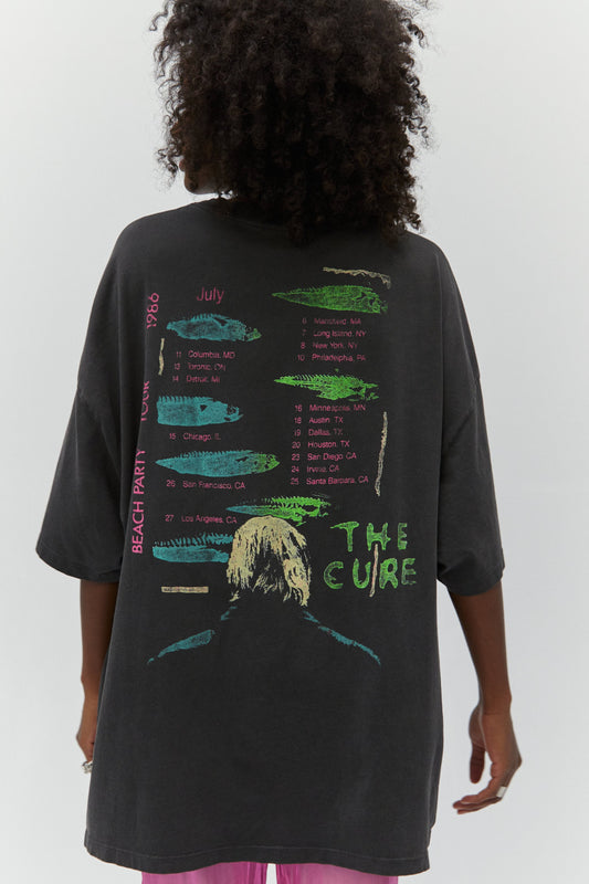 black oversized the cure tee back