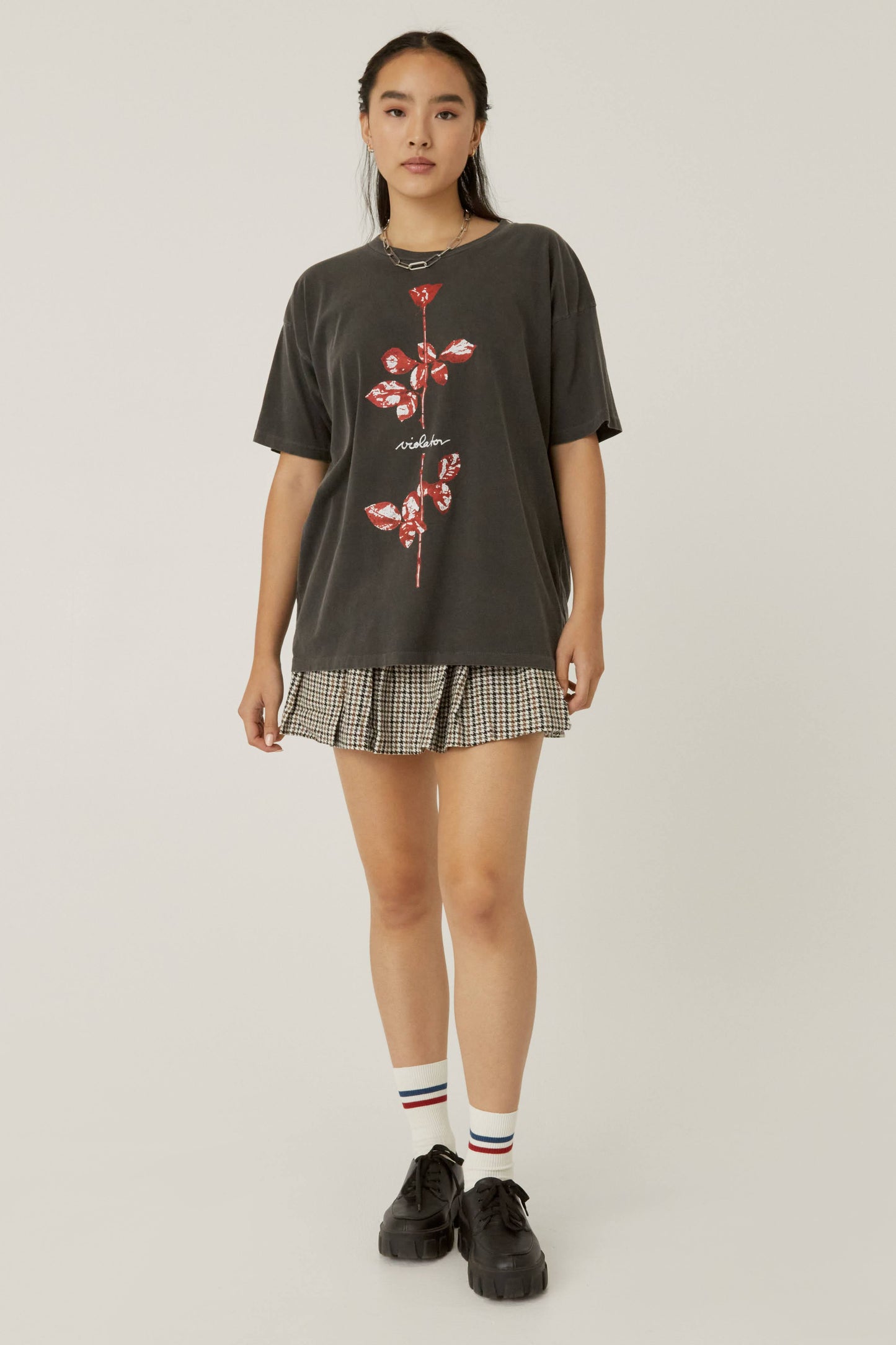 skirt and Daydreamer tee