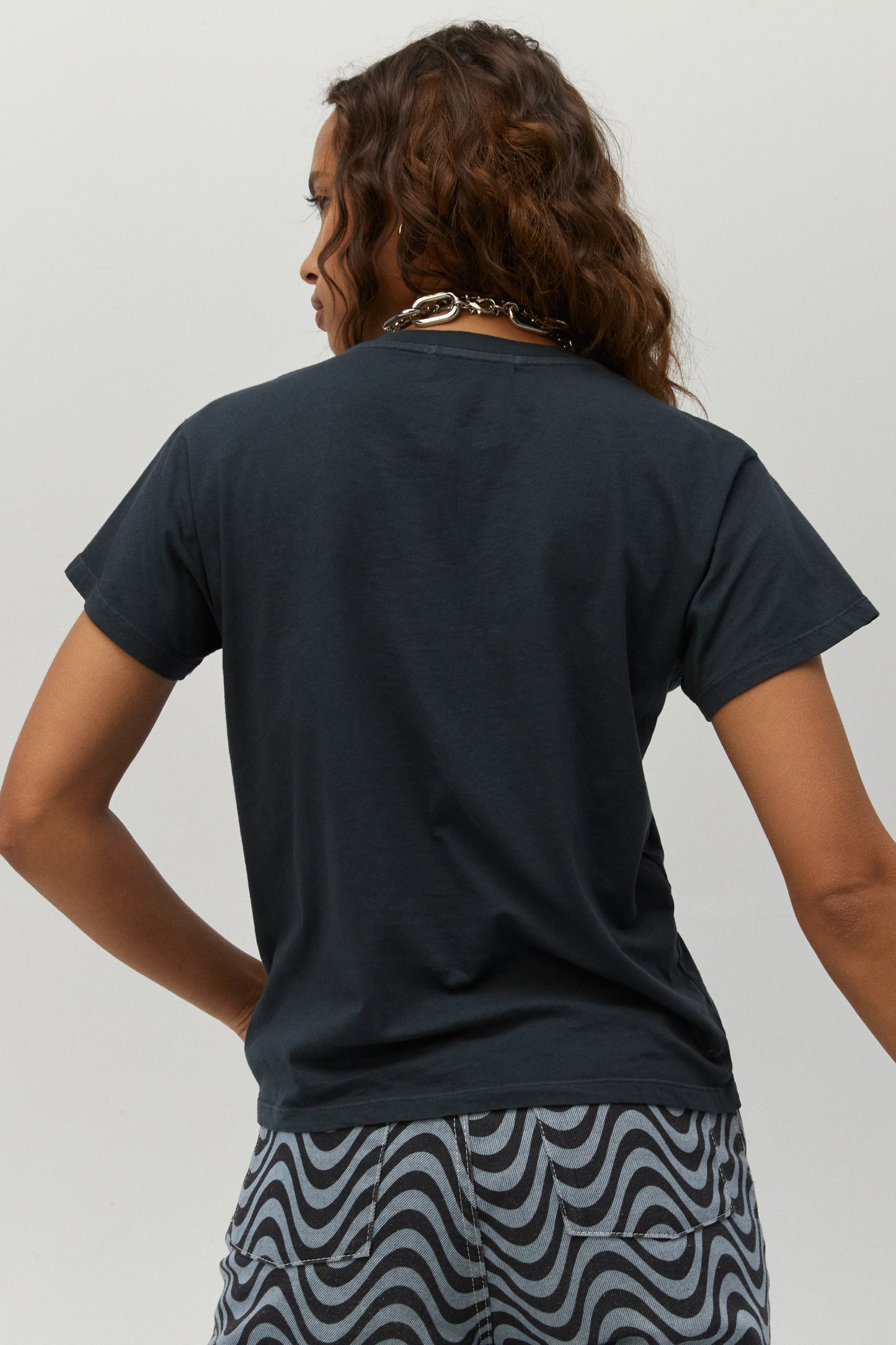 back solid black classic tee